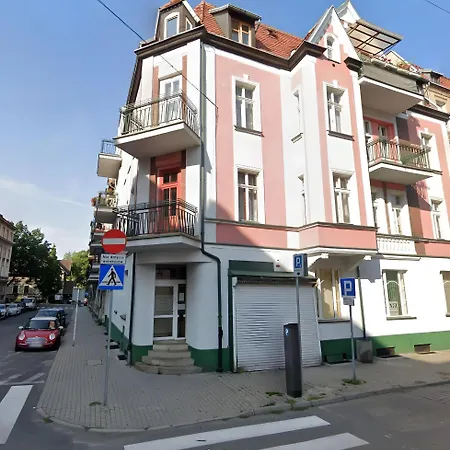 Wyjatkowy Apartament W Sercu Jeleniej Gory Jelenia Gora Exterior photo